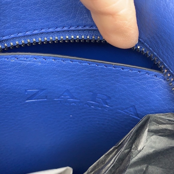 Zara cobalt blue vegan leather tote bag that comes with long strap - Picture 4 of 10